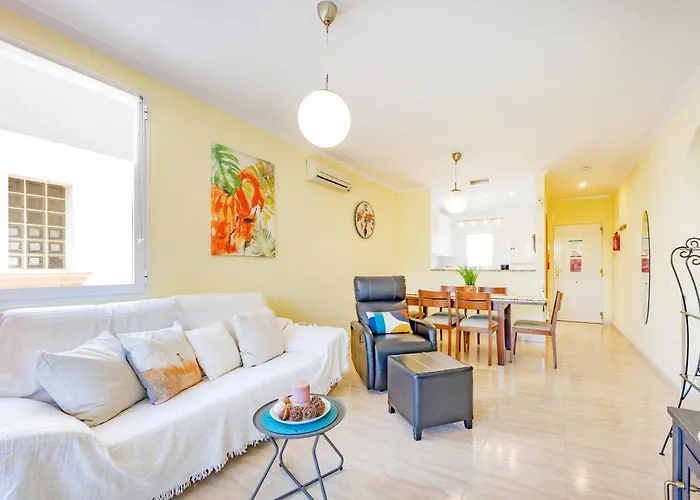 Rosa - Plusholidays Vakantiehuis Calpe