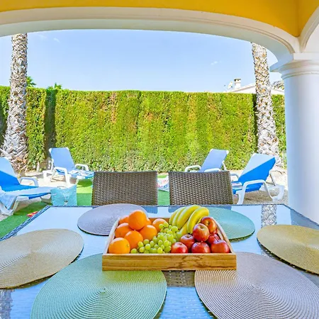 Rosa - Plusholidays Holiday home *